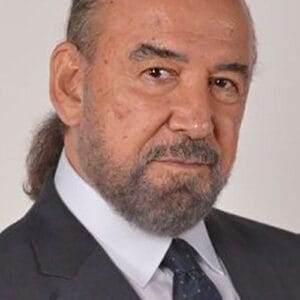 Cihan Ünal as Osman Bey